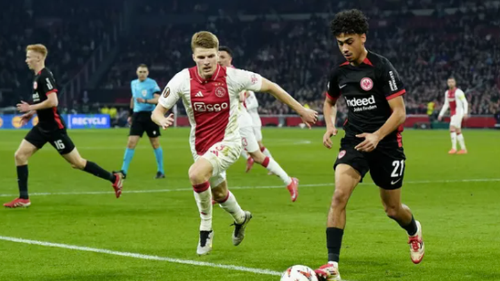 1Gom – Soi Kèo bóng đá Frankfurt vs Ajax: Chưa thể an tâm